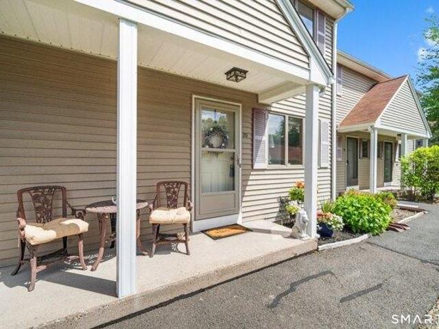 House for sale in Windsor Locks, Connecticut