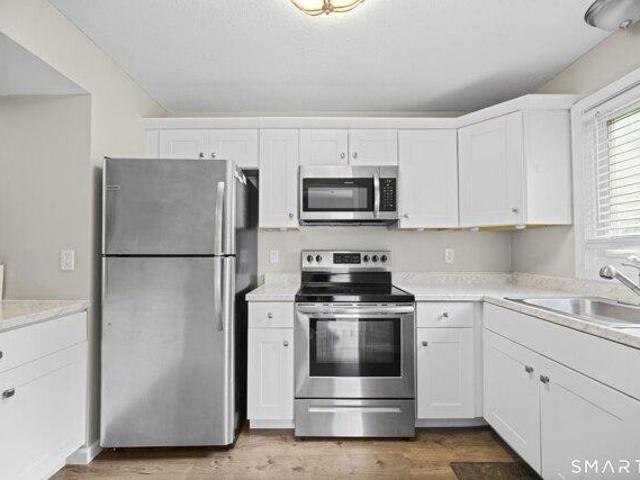 House for sale in Windsor Locks, Connecticut