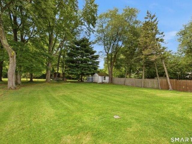 House for sale in Windsor Locks, Connecticut
