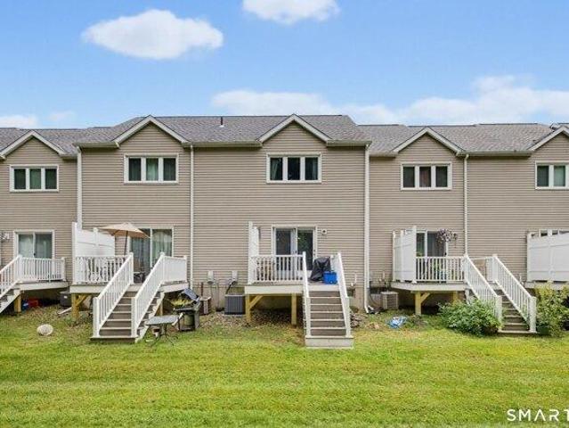House for sale in Windsor Locks, Connecticut