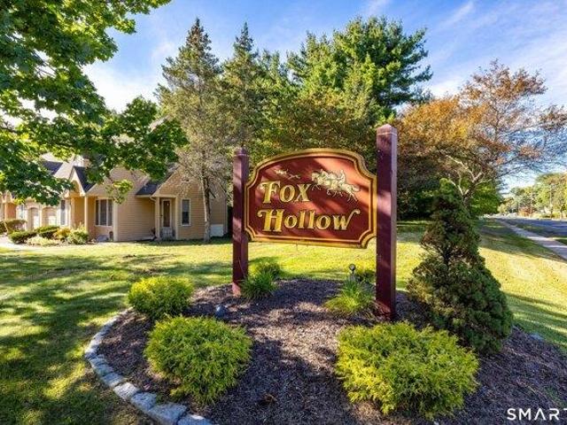 House for sale in Windsor Locks, Capitol Planning Region