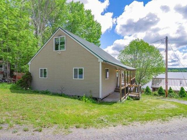 House for sale in Maine