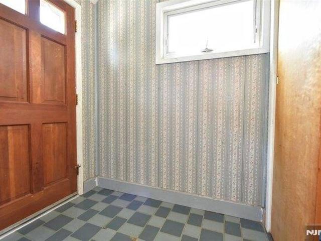 House for sale in Wood Ridge, New Jersey