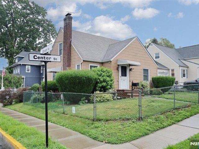 House for sale in Wood Ridge, New Jersey