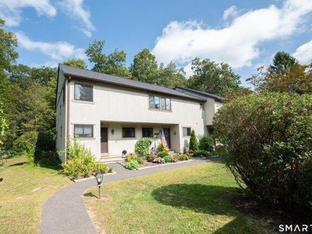 House for sale in Woodbury, Connecticut