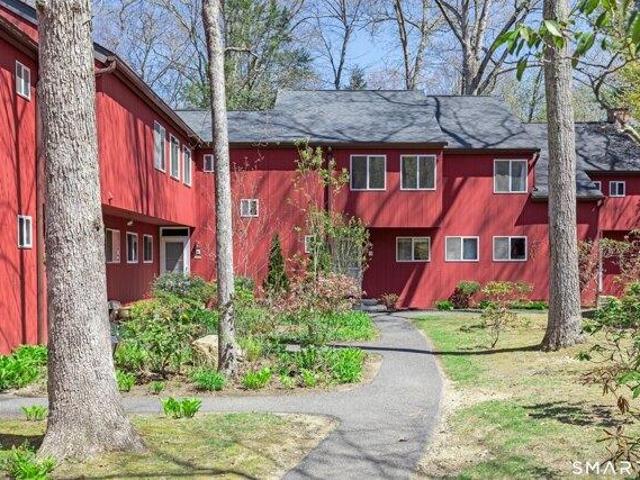 House for sale in Woodbury, Connecticut