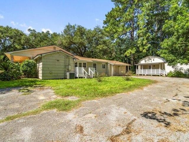 House for sale in Village Mills, Texas