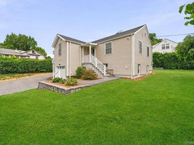 House for sale in Amawalk, New York