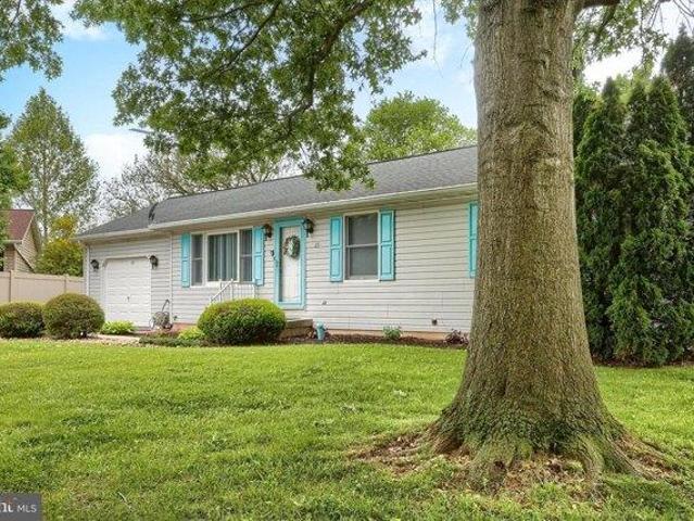 House for sale in Abbottstown, Pennsylvania