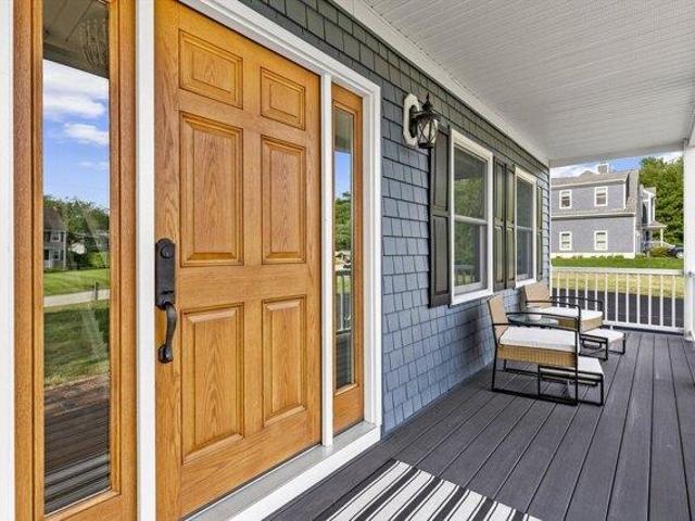 House for sale in Acushnet, Bristol County