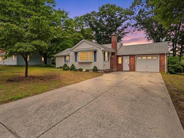 House for sale in Hampden, Massachusetts