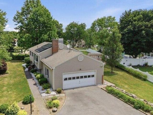 House for sale in Hampden, Massachusetts