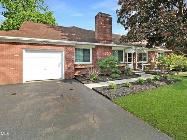 House for sale in Guilderland, New York