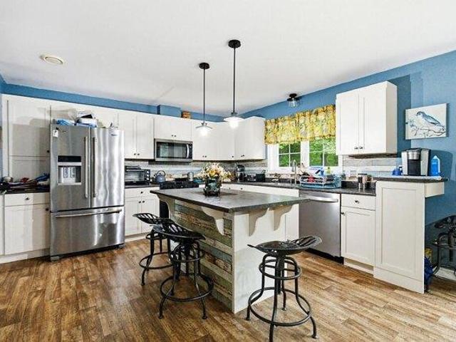 House for sale in Maine
