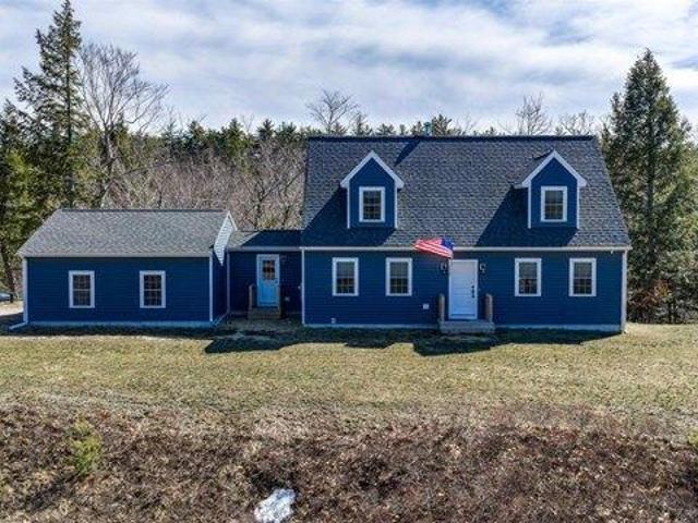House for sale in New Hampshire