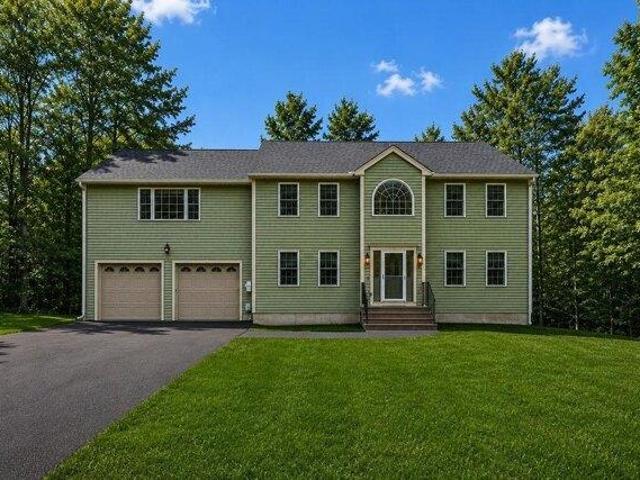 House for sale in New Hampshire