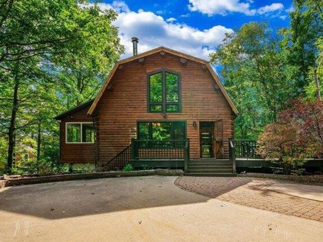 House for sale in Smith Point, Alton
