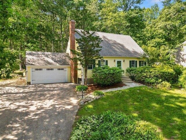 House for sale in Amesbury, Massachusetts