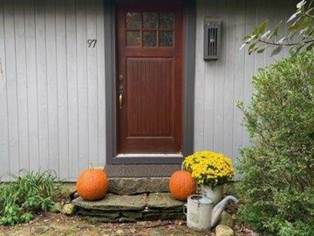 House for sale in Amherst, Hampshire County