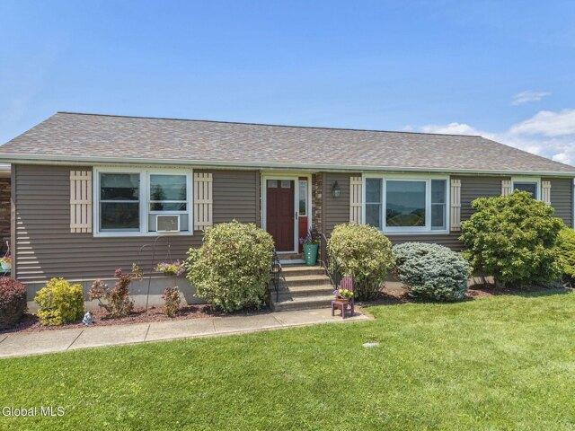 House for sale in Amsterdam, New York