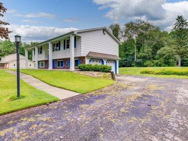 House for sale in Amsterdam, New York