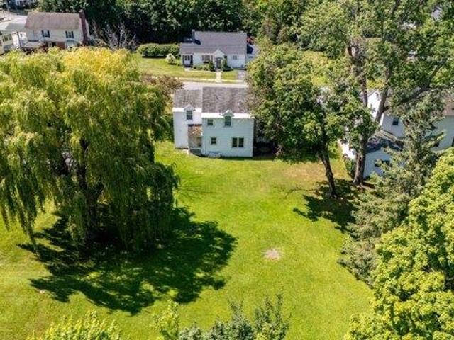 House for sale in Amsterdam, New York