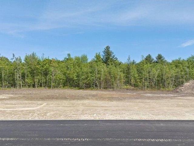 House for sale in Maine