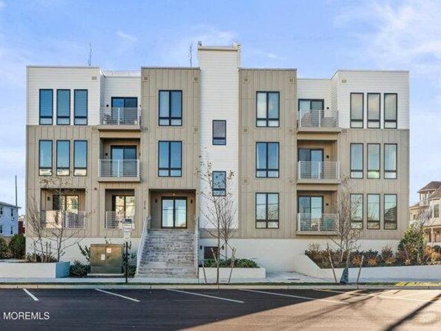 House for sale in Monmouth, New Jersey