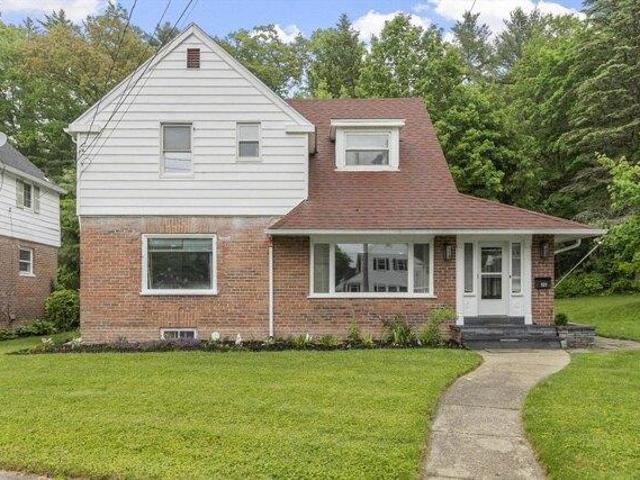 House for sale in Athol, Massachusetts