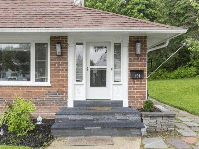 House for sale in Athol, Massachusetts