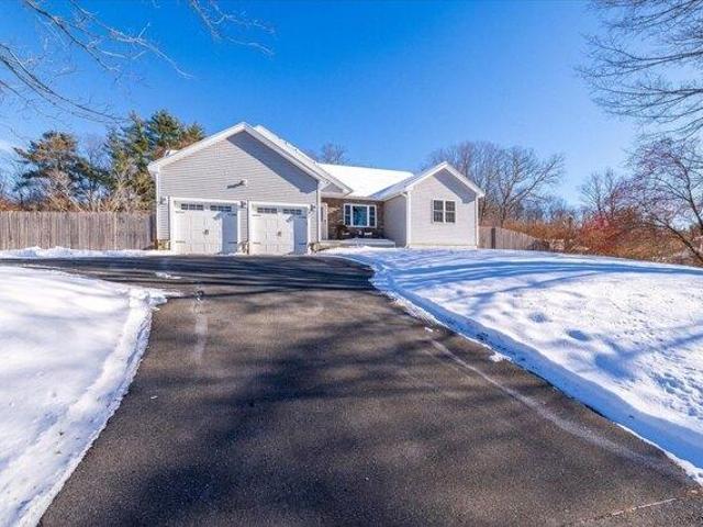 House for sale in Athol, Massachusetts