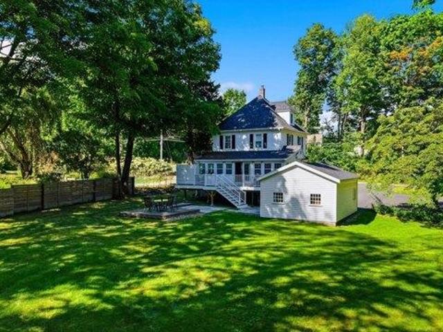 House for sale in Atkinson, Rockingham County
