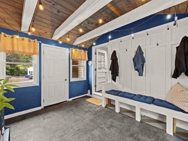 House for sale in Downtown, Attleboro
