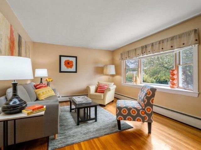 House for sale in Pakachoag, Auburn