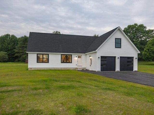 House for sale in Auburn, Maine