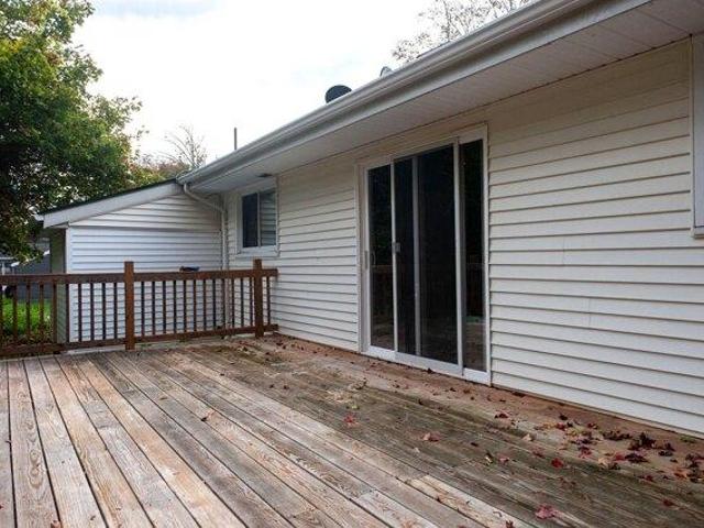 House for sale in New Auburn, Auburn