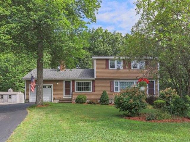 House for sale in New Hampshire