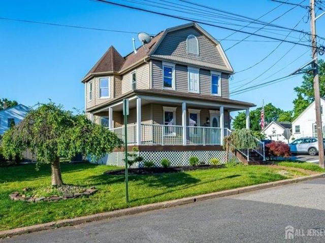 House for sale in Avenel, New Jersey
