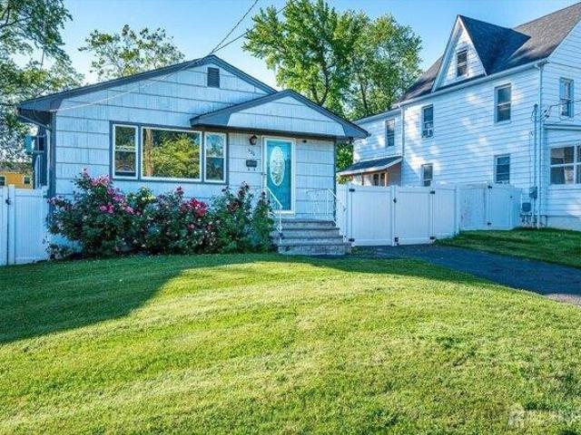 House for sale in Avenel, New Jersey
