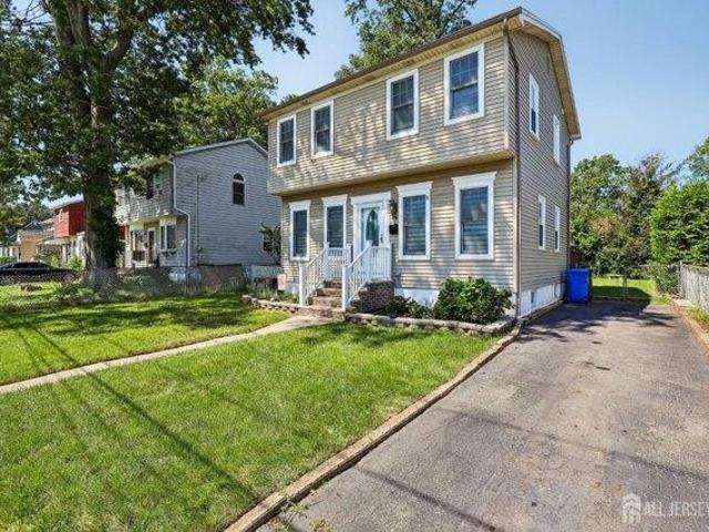 House for sale in Avenel, Woodbridge Township