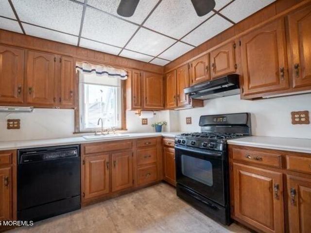 House for sale in Avon-by-the-Sea, Monmouth County