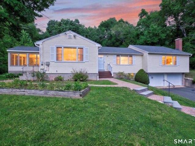 House for sale in Avon, Connecticut