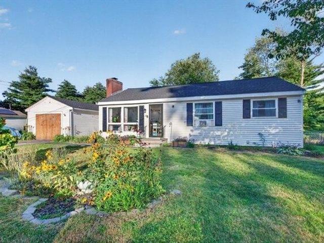 House for sale in Ayer, Massachusetts