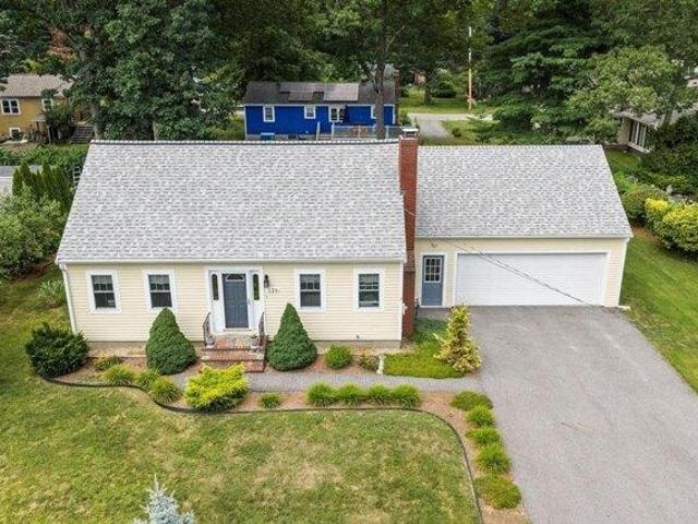 House for sale in Ayer, Middlesex County