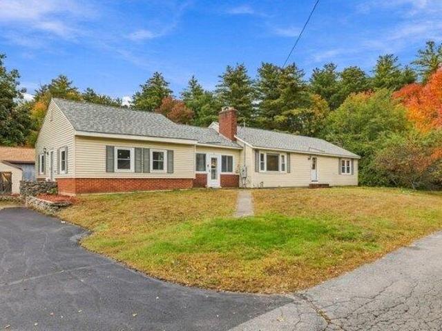 House for sale in Ayer, Middlesex County