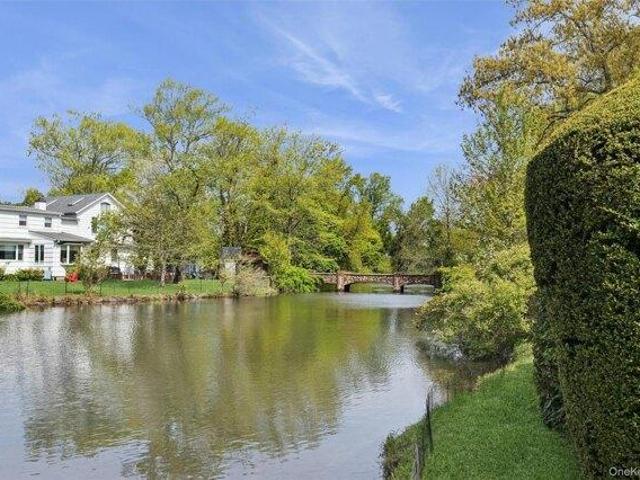House for sale in Babylon, New York