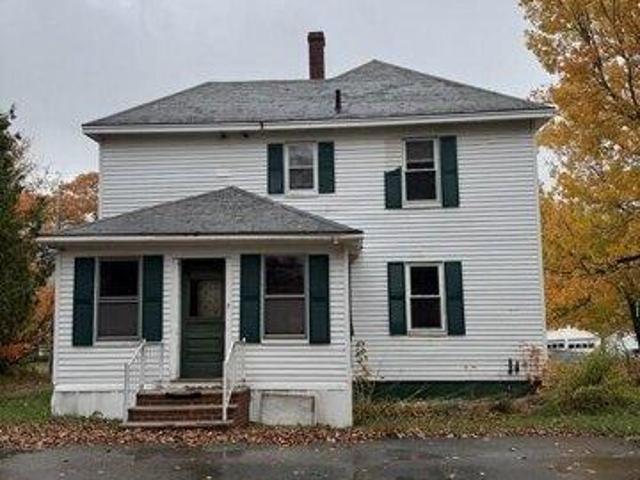 House for sale in Baileyville, Maine