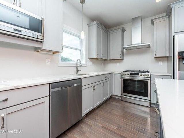 House for sale in Saratoga, New York