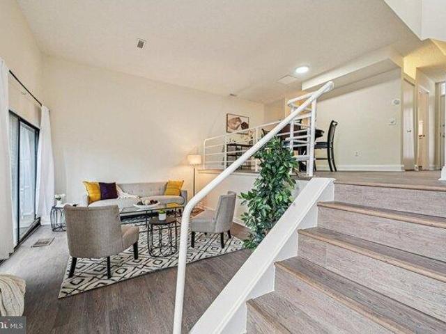 House for sale in Gibsonton, Maryland