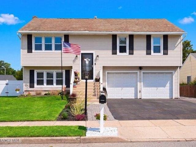 House for sale in Barnegat, New Jersey